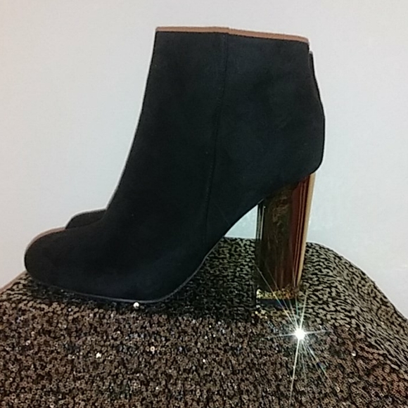 Black Ankle Boots - Picture 3 of 3